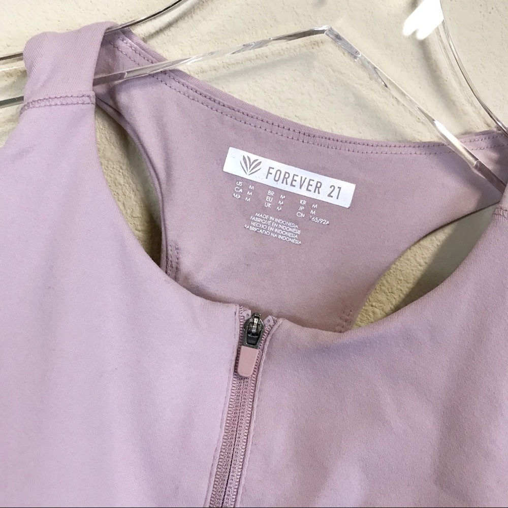F21 | Padded Sports Bra - Picture 3 of 4